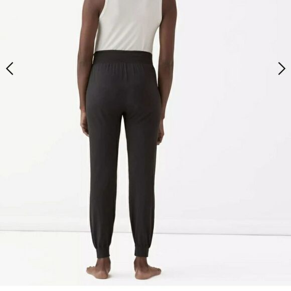 Joggers - Picture 2 of 6